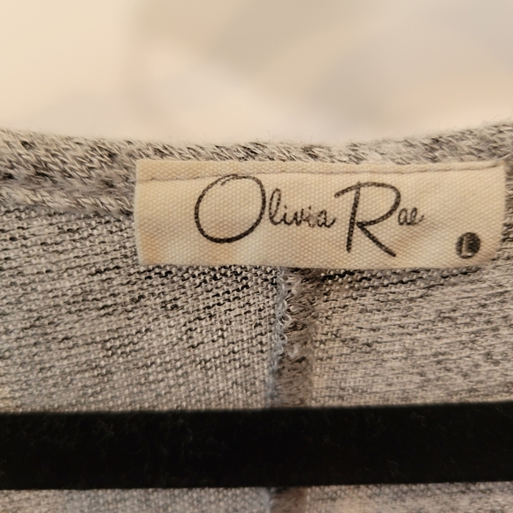 Olivia Rae Grey Midi Dhress - Picture 3 of 3